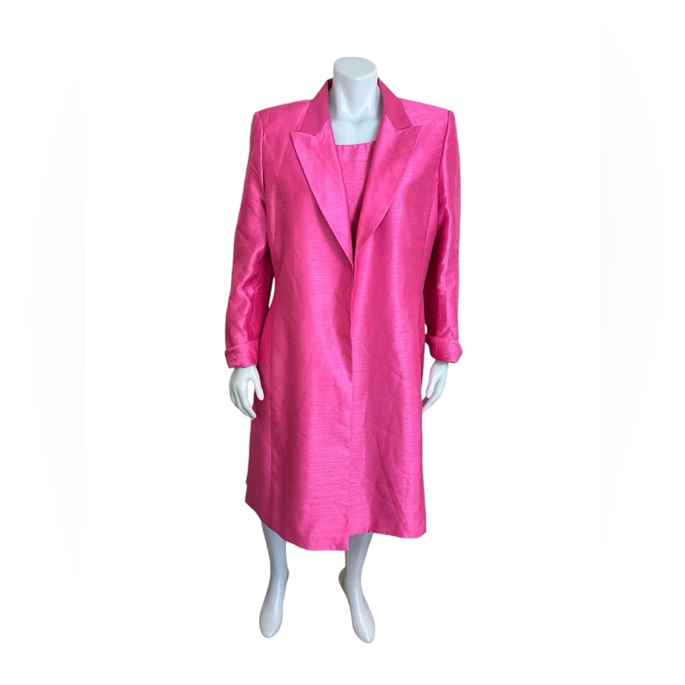 A&K Designs - matching sheath dress and jacket in hot pink. Size 18